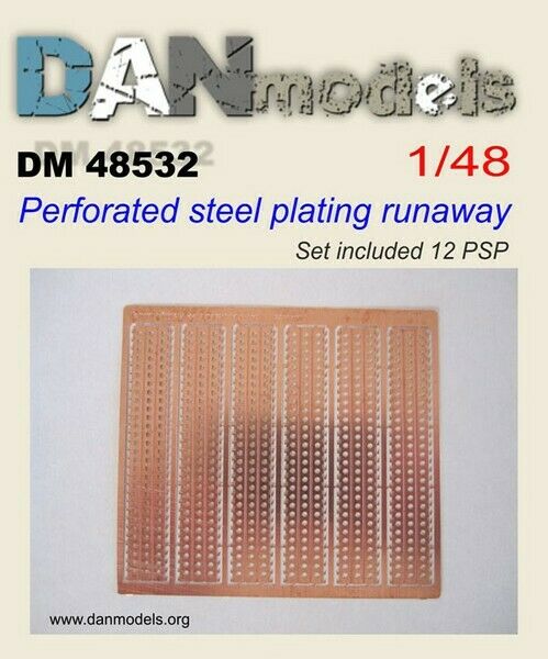 Perforated Steel Plating Runway (12 plates)  DM48532
