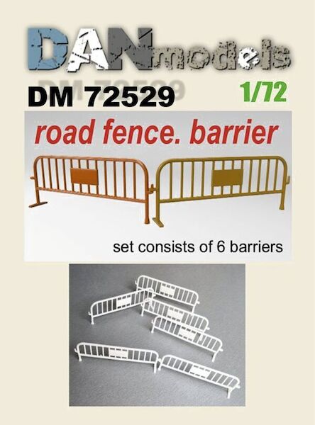 Road fence barriers (6x)  DM72529