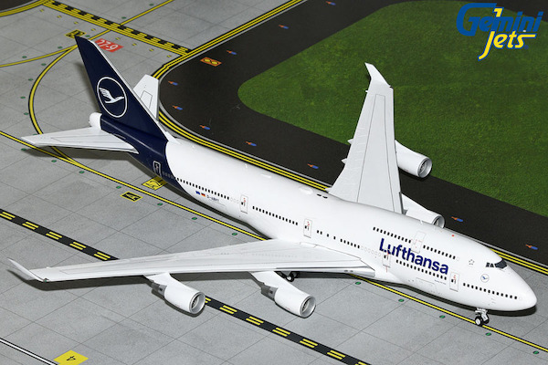 Boeing 747-400 Lufthansa D-ABVY  G2DLH1241