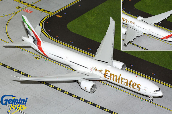 Boeing 777-300ER Emirates A6-ENV NEW COLORS flaps down  G2UAE1250F