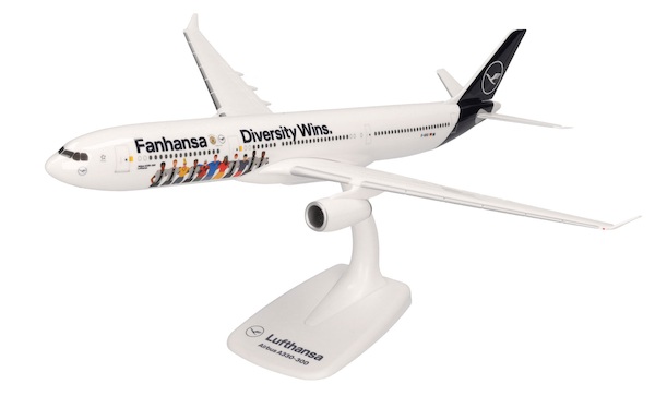 Airbus A330-300 Lufthansa Fanhansa - Diversity Wins  613897