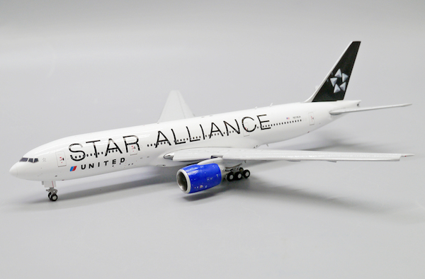 Boeing 777-200ER United Airlines "Star Alliance Livery" N218UA Flap Down  XX40080A