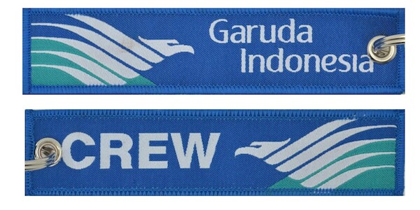 Keyholder with Garuda on one side and (Garuda) crew on other side  KEY-CREW-GARUDA