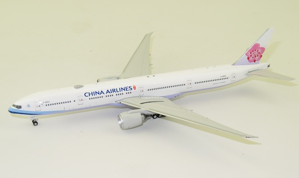 Boeing 777-300ER China Airlines B-18053  04340