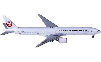 Boeing 777-300 JAL Japan Airlines JA8945  04450
