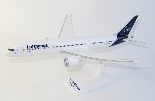 Boeing 787-9 Lufthansa D-ABPA  "Berlin"  222611
