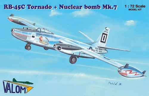 North American RB45C Tornado with Nuclear Bomb MK7  72122