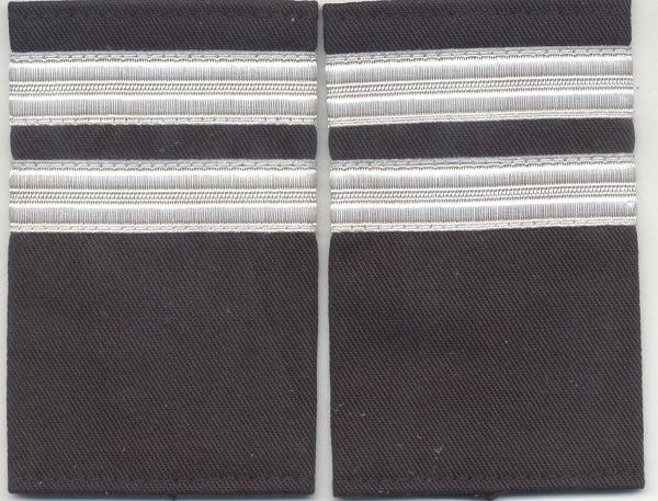Set of two 2 silver bar Epaulettes Black background. ( 13 mm bar)  2BARSILVER