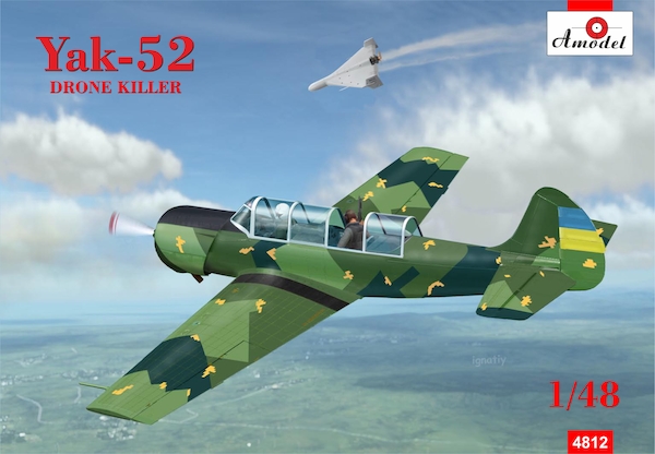 Yakovlev Yak52 Drone Kiiller 4812