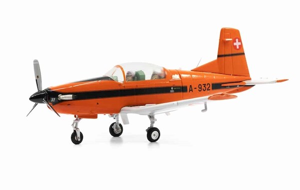 Pilatus PC7 A-932 Swiss Air Force original colours orange  85.001717