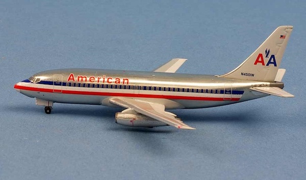 Aero Classics AC041627 Boeing 737-200 American Airlines N4501W