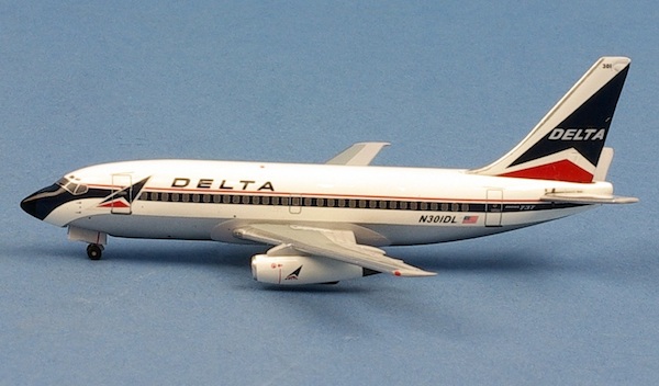 Boeing 737-200 Delta Air Lines N301DL AC041639