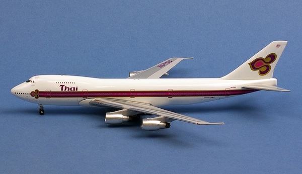 Boeing 747-200 Thai International HS-TGC  AC041666