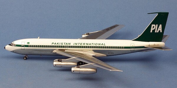 Boeing 720B PIA Pakistan Int'l AP-ATQ  AC211186B