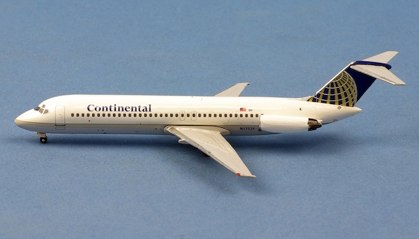 Douglas DC9-30 Continental Airlines N17531 AC411028