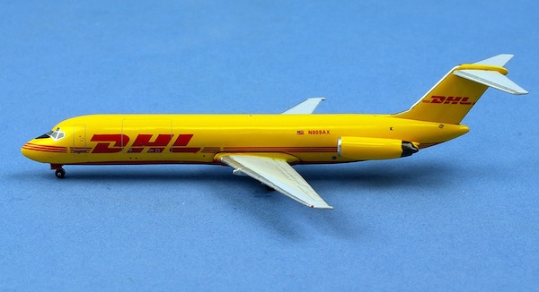 Douglas DC9-32 DHL N909AX  AC411030