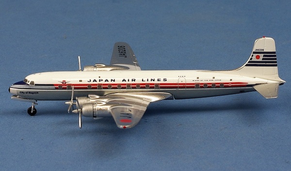 Douglas DC6 JAL Japan Air Lines JA8206 AC411067