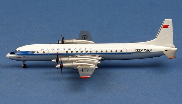Ilyushin IL18 Aeroflot CCCP-75634 AC411091