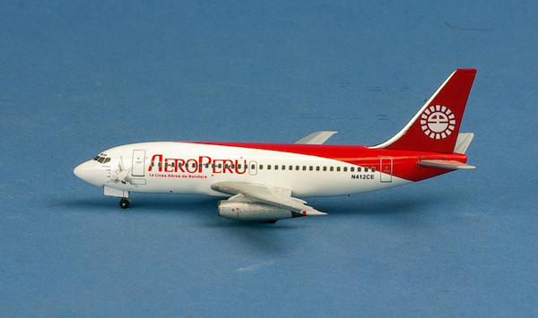 Boeing 737-200 Aeroperu N412CE  AC411192