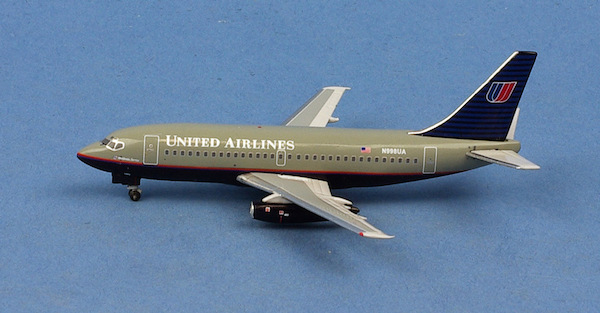 Boeing 737-200 United Airlines N998UA AC411277