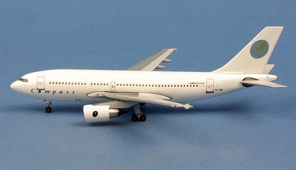 Airbus A310-300 Compass Airlines VH-YMI  AC411315