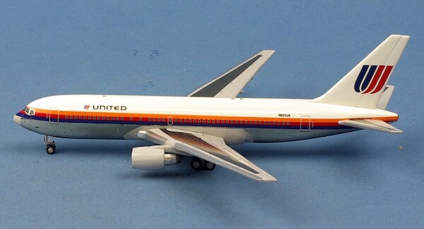 Boeing 767-200 United Airlines EN601UA  AC411377