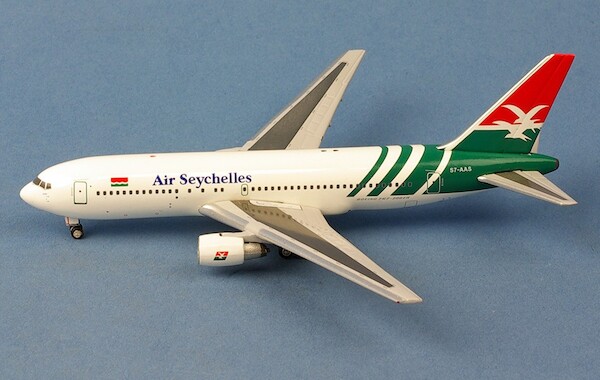 Boeing 767-200 Air Seychelles S7-AAS AC411398