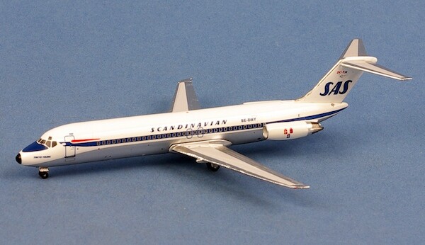 Douglas DC9-32 SAS Scandinavian SE-DBY-  AC411444