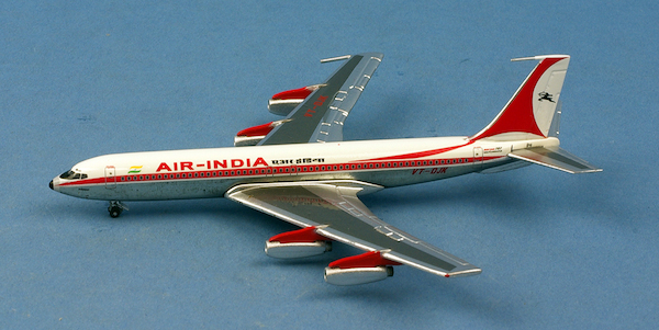 Boeing 707-420 Air India VT-DJK AC411572