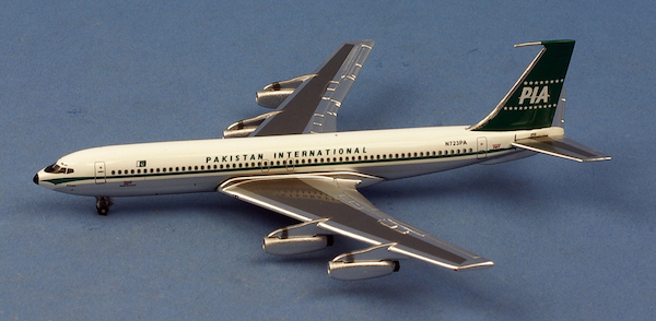 Boeing 707-320 PIA Pakistan International N723PA AC411573