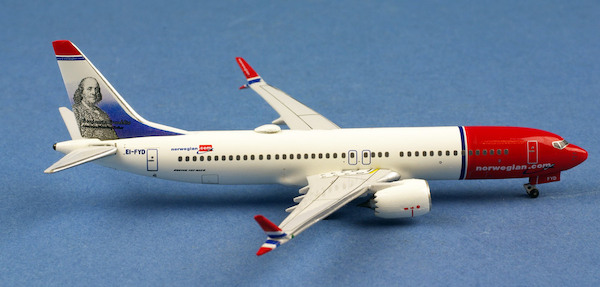 Boeing 737 MAX 8 Norwegian "Benjamin Franklin" EI-FYD AC419354