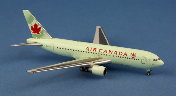 Boeing 767-200 Air Canada C-GDSY AC419649