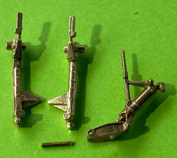 Brass undercarriage Legs De Havilland Vampire MK3 (Airfix)  ACM-48039