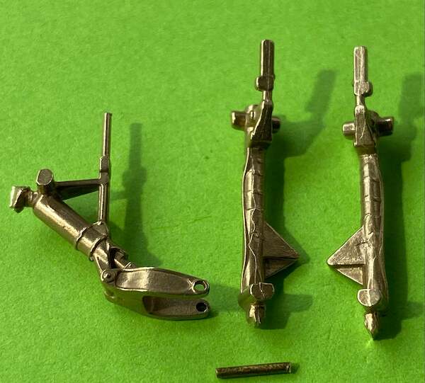 Brass undercarriage Legs De Havilland Vampire MK5/MK9 (Airfix) ACM-48040