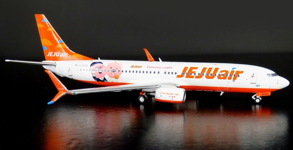 Aeropolaris HA7380018 Boeing 737-800 Jeju Air HL8322