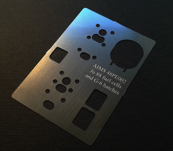 Detailset Junkers Ju88G-1/G-6 Fuel Cells and Hatches scribing template (Dragon) 48PE002