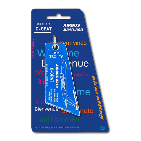 Keychain made of: Airbus A310 - Air Transat - C-GPAT Dark Blue  C-GPAT-DB