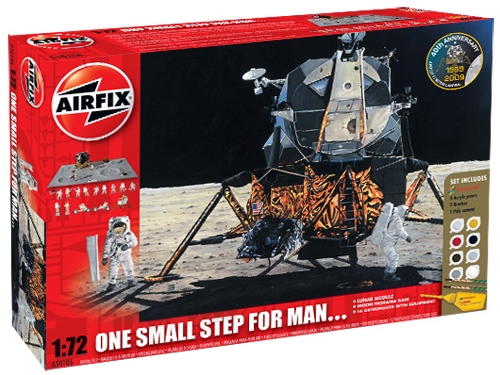 One Small Step for man... (Lunar module, with diorama base and 16 astronauts with equipment) REISSUE!! a50106