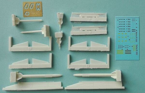 Vought F8FN/P Crusader French Armament set (Academy)  AC72037
