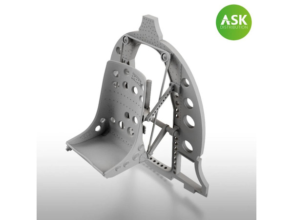 A6M Bulkhead with Seat in BOTTOM position (Finemolds)  200-A48049