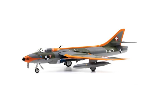 Hawker Hunter Mk58 GRD J-4013 Swiss Air Force 85.001210