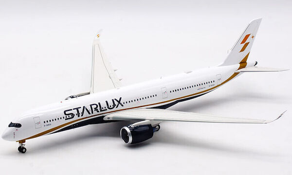 Airbus A350-900XWB Starlux Airlines B-58501  AV2064