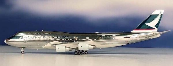 Boeing 747-412BCF Cathay Pacific Cargo B-HKS polishing KJ-B74F-013