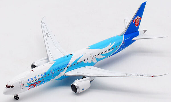 Boeing 787-9 Dreamliner China Southern B-1168 AV4123