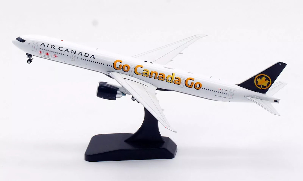 Aviation 400 AV4211 Boeing 777-333ER Air Canada 