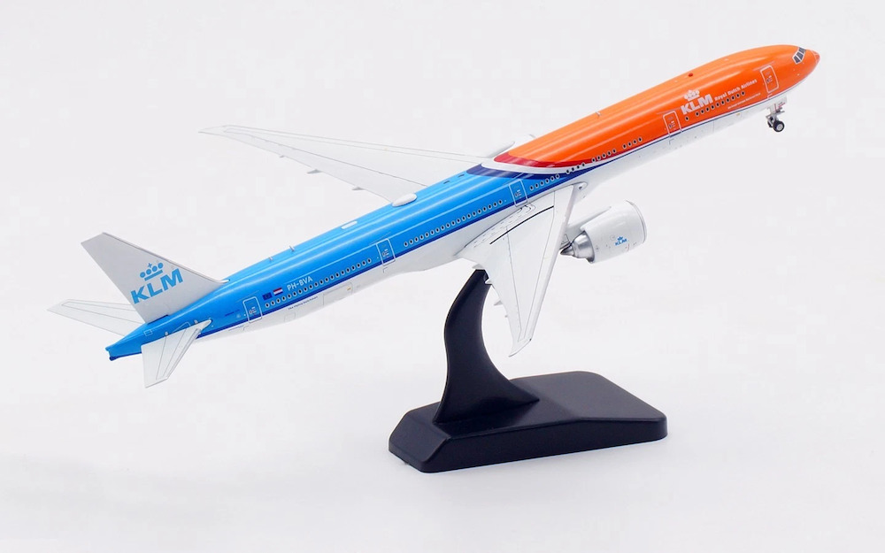 Aviation 400 AV4212 Boeing 777-300ER KLM 