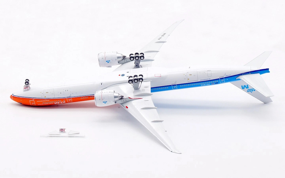 Aviation 400 AV4212 Boeing 777-300ER KLM 