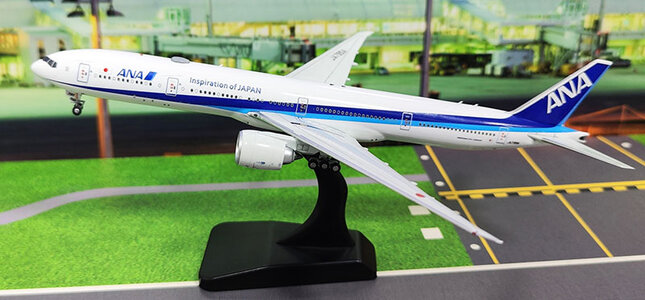 ANA 777-300ER 全日空 JA795A ph 1:400 Aviation 400 AV4213 Boeing 777-300ER ANA All Nippon Airways