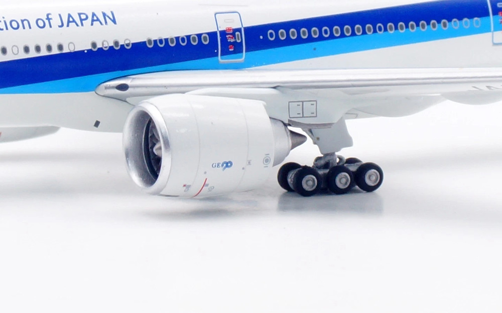 Aviation 400 AV4213 Boeing 777-300ER ANA All Nippon Airways