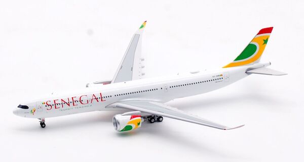 Airbus A330-900neo Air Senegal 6V-ANB detachable gear  AV4228